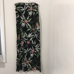 Tropical maxi skirt ☀️